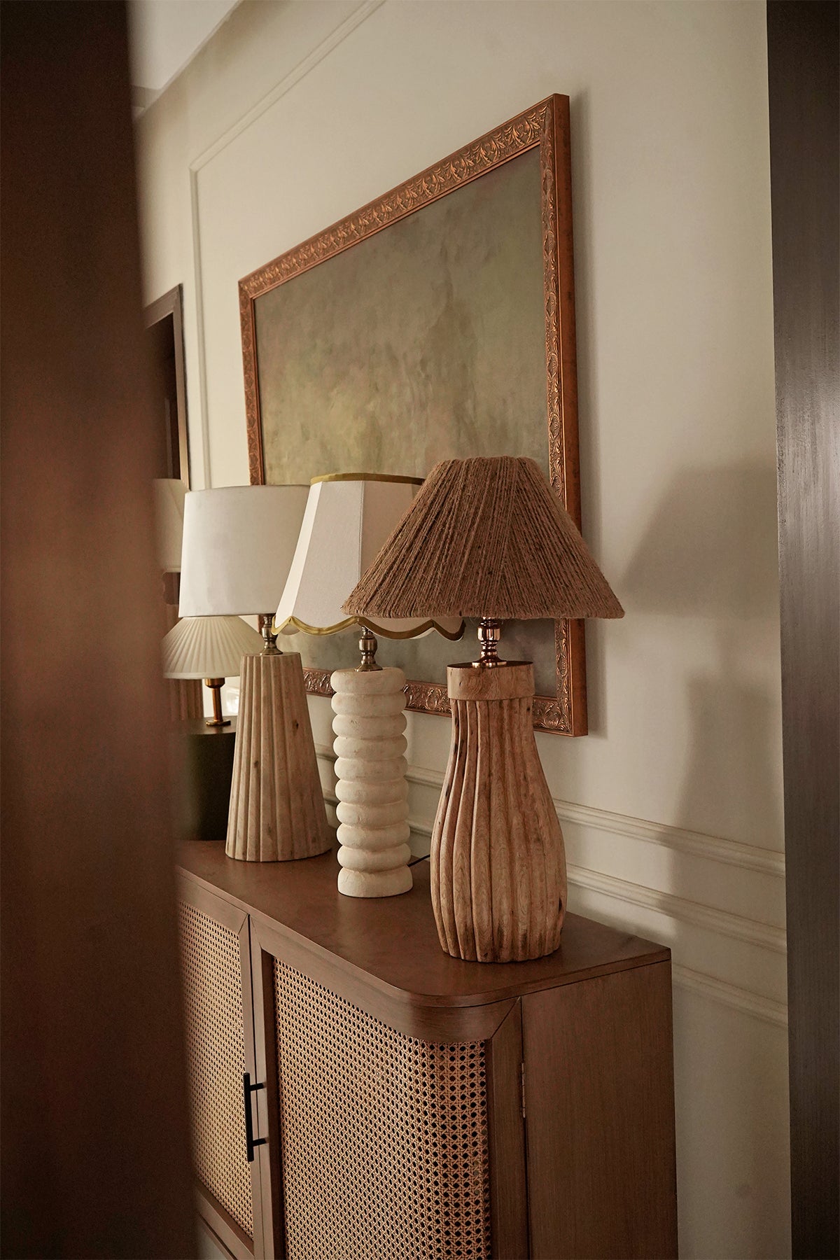 Davi’s Wooden Table Lamp