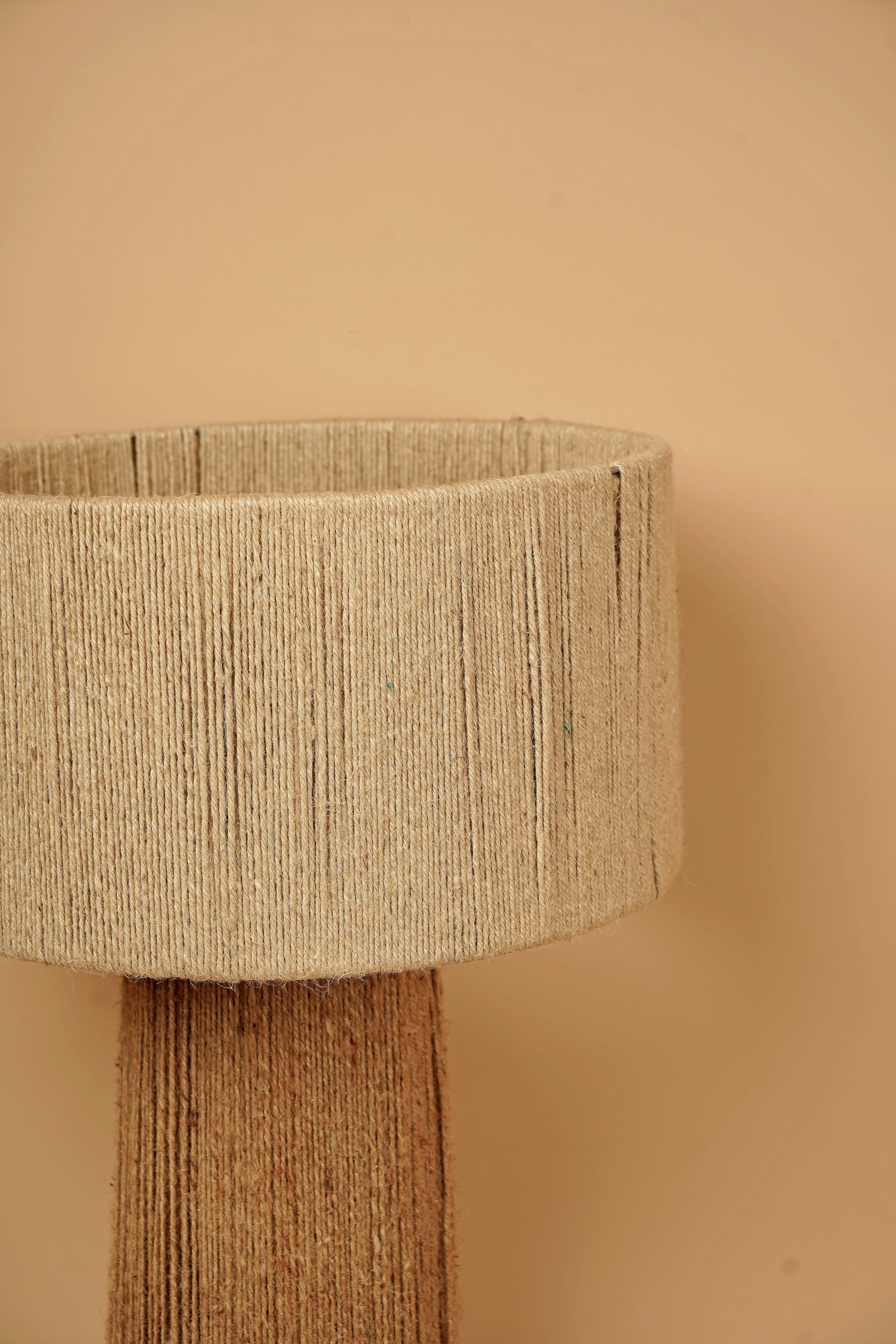 Bay Jute Table Lamp